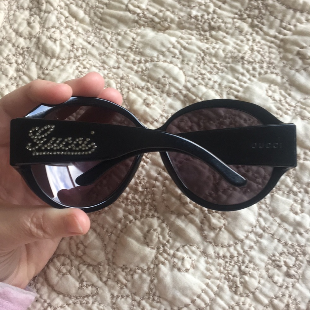 AUTHENTIC GUCCI diamond encrusted sunglasses - Picture 2 of 7